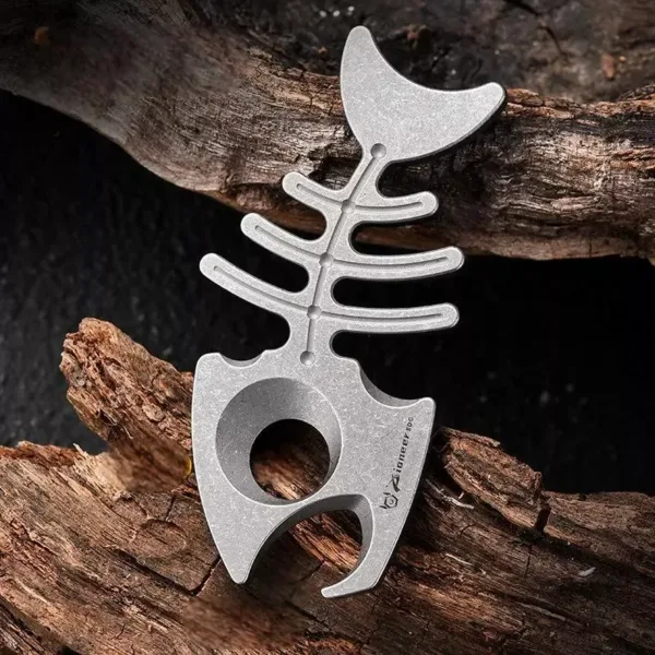 TIHTM Titanium Alloy Fishbone EDC Bottle Opener Keychain Necklace Pendant (4)