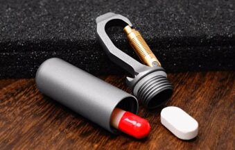 Multifunctional Titanium Moisture-Proof and Waterproof Portable Pillbox (7)
